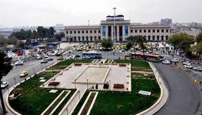 خریدار ضایعات در میدان راه آهن تهران