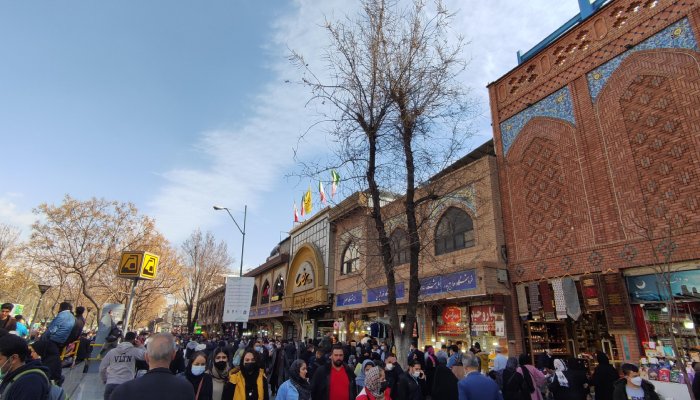 خریدار ضایعات در بازار بزرگ