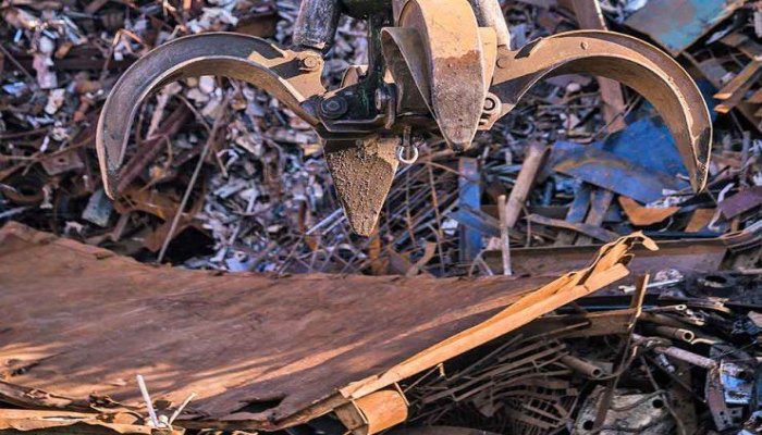 خریدار ضایعات در بازار بزرگ